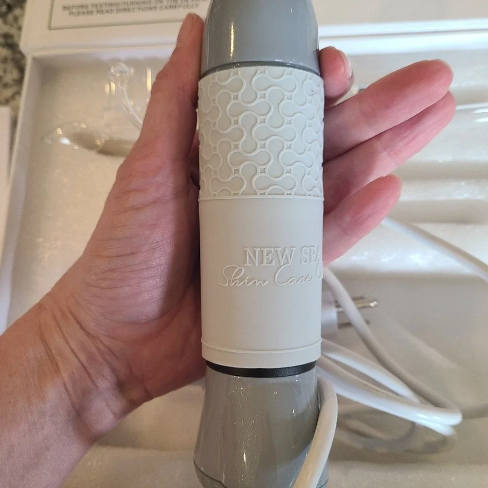 High Frequency Device Home Use with 4 Electrodes NEW SPA Skin Care Anti Aging - Picture 3 of 7